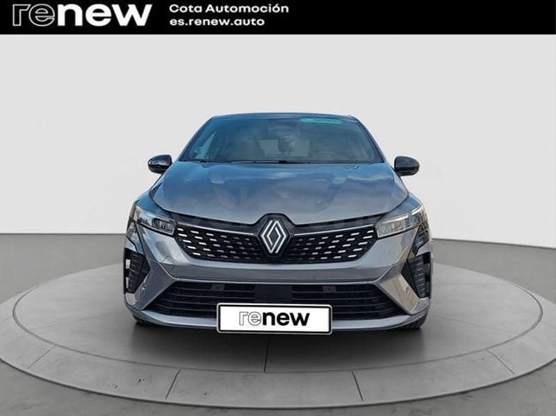 Usado Renault Clio V Techno 143 CV (105 kW) 2025 Gris / plata Berlina