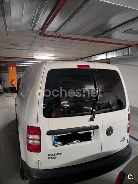 Usado VW Caddy Pro 102 CV (75 kW) 2015 Blanco Monovolumen