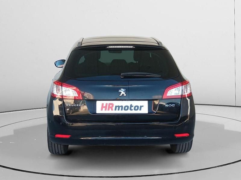 Usado Peugeot 508 Allure 165 CV (121 kW) 2017 Negro Familiar