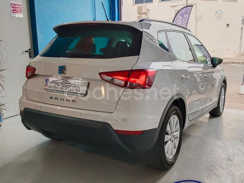 Usado Seat Arona Reference 95 CV (69 kW) 2019 Blanco SUV
