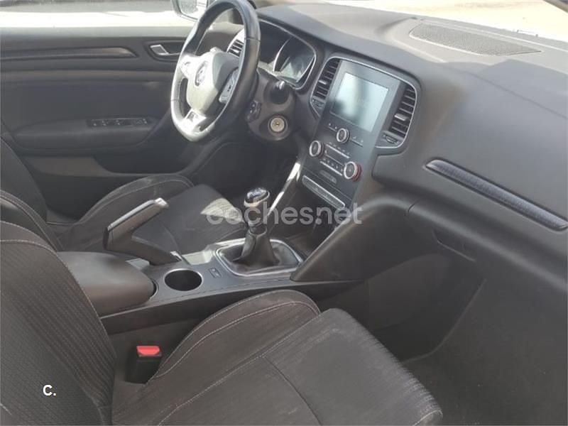 Blanco Usado 2016 Renault Mégane III Intens Berlina | 8500 € (Buen precio) - Imagen 1/4