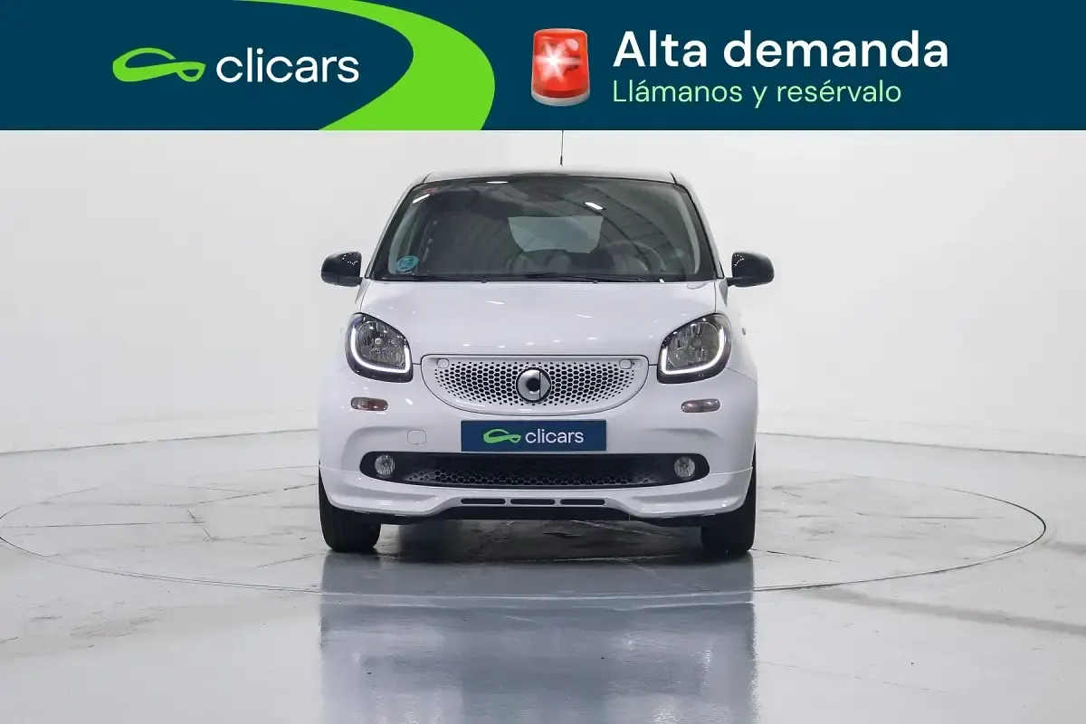 Usado Smart ForFour Passion 90 CV (66 kW) 2019 Blanco Utilitario