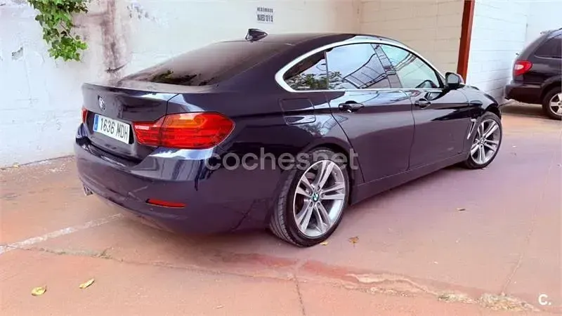Usado BMW 420 190 CV (139 kW) 2017 Azul Coupe