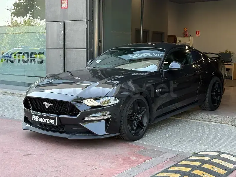Usado Ford Mustang GT 450 CV (330 kW) 2023 Negro Coupe