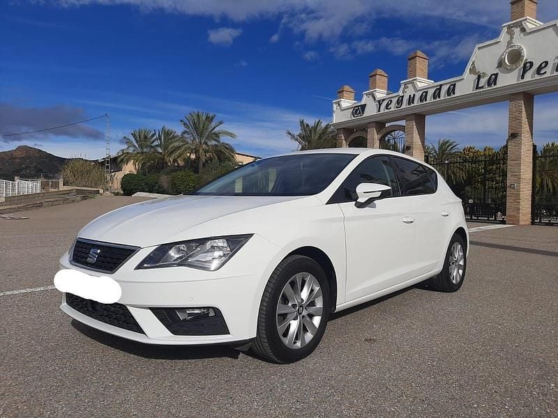 Blanco Usado 2020 Seat Leon Style | 11.500 € (Caro) - Imagen 1/4