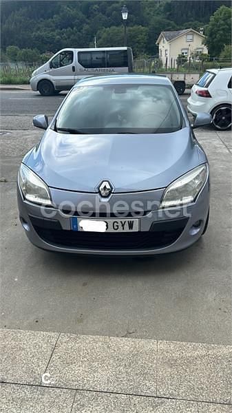Usado Renault Mégane 105 CV (77 kW) 2010 Azul Berlina