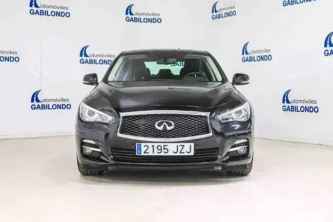 Usado Infiniti Q50 Premium 170 CV (125 kW) 2017 Negro Berlina