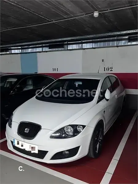 Usado Seat Leon Style 125 CV (91 kW) 2009 Blanco Utilitario