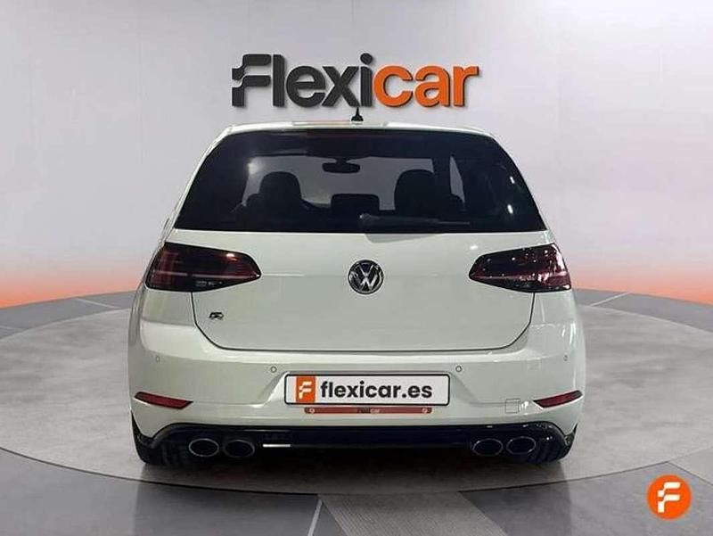 Usado VW Golf VII R 300 CV (220 kW) 2017 Blanco Berlina