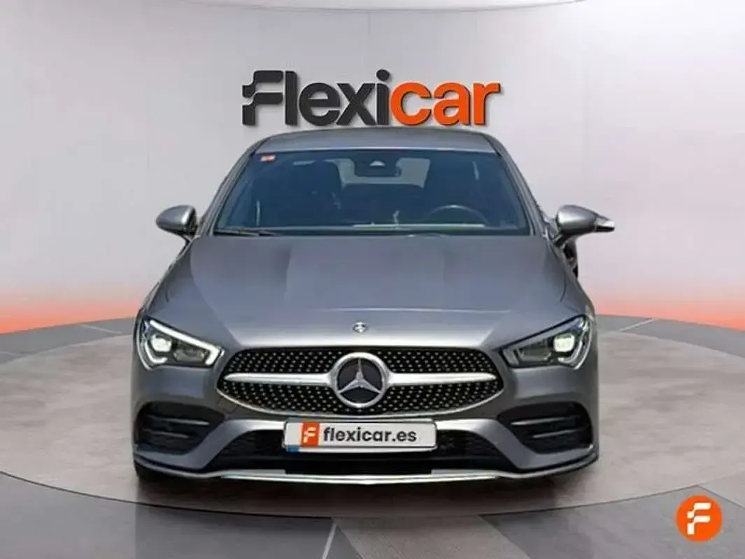 Usado Mercedes CLA220 Shooting Brake 190 CV (139 kW) 2021 Gris Familiar