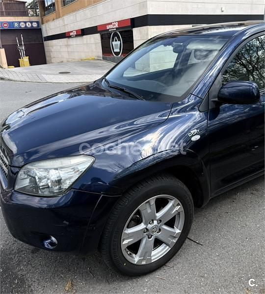 Usado Toyota RAV4 Premium 177 CV (130 kW) 2009 Azul SUV