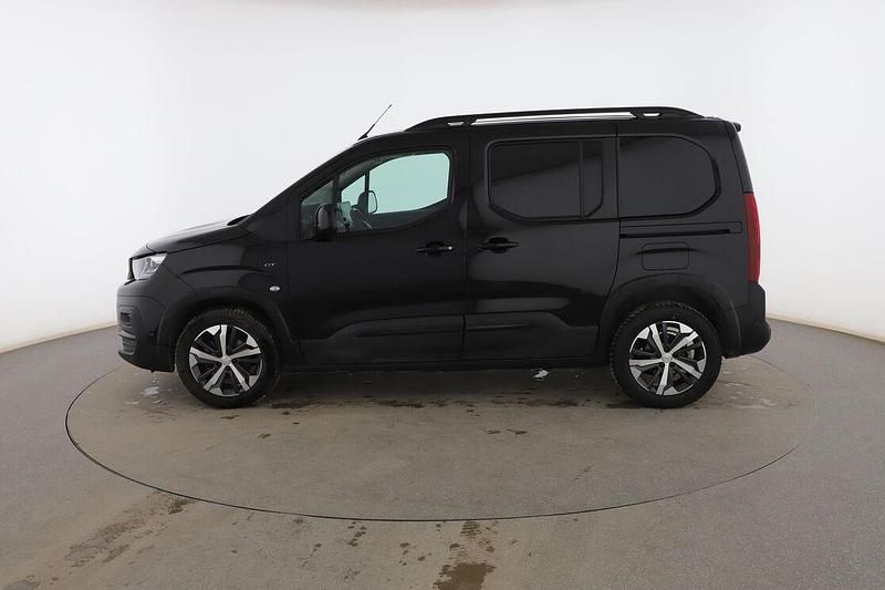 Usado Peugeot Rifter GT 102 CV (75 kW) 2021 Negro Monovolumen