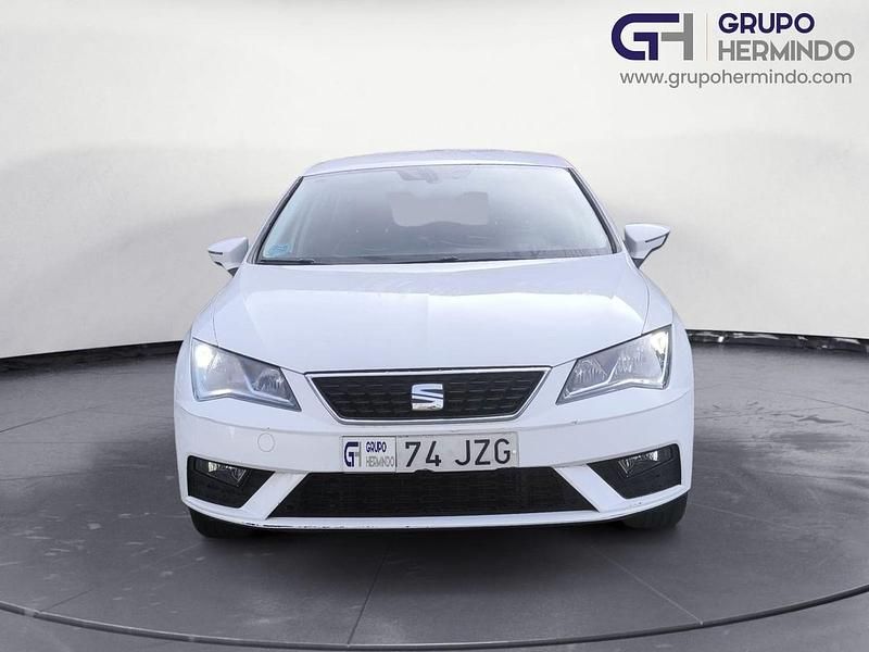 Usado Seat Leon Style 115 CV (84 kW) 2017 Blanco Berlina