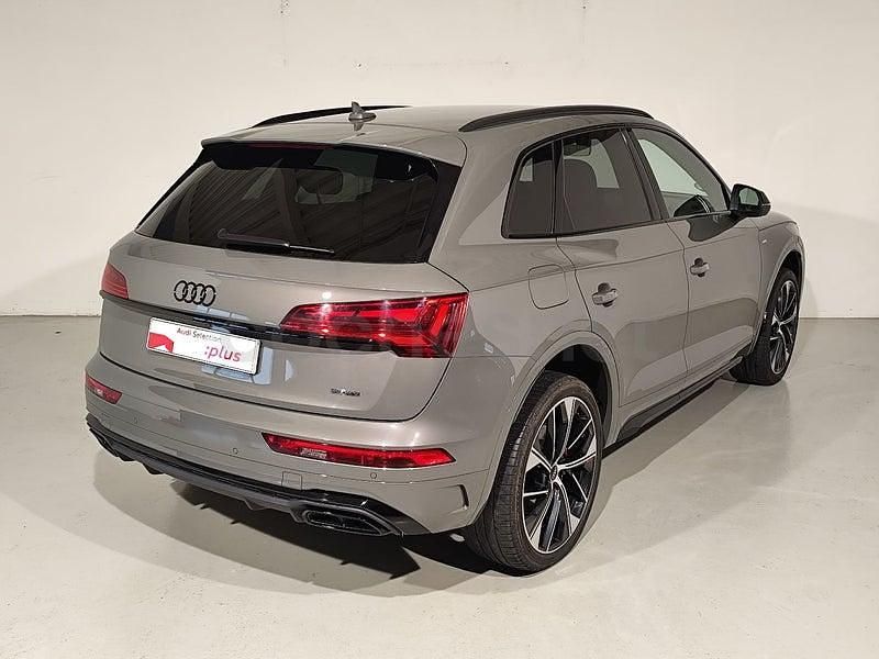 Usado Audi Q5 204 CV (150 kW) 2024 Gris / plata SUV