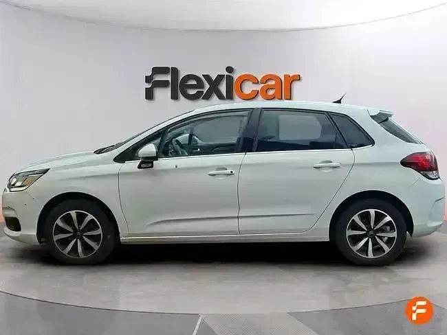 Usado Citroën C4 Live 110 HP (80 kW) 2017 Branco