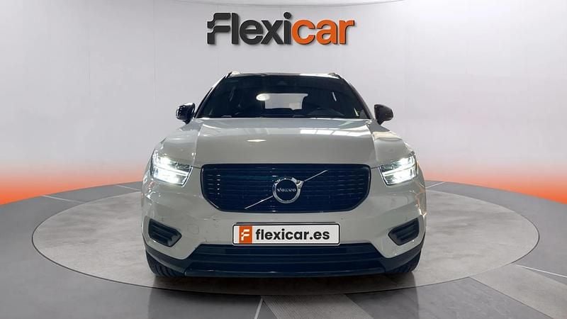 Usado Volvo XC40 R-Design 151 CV (111 kW) 2019 Blanco SUV