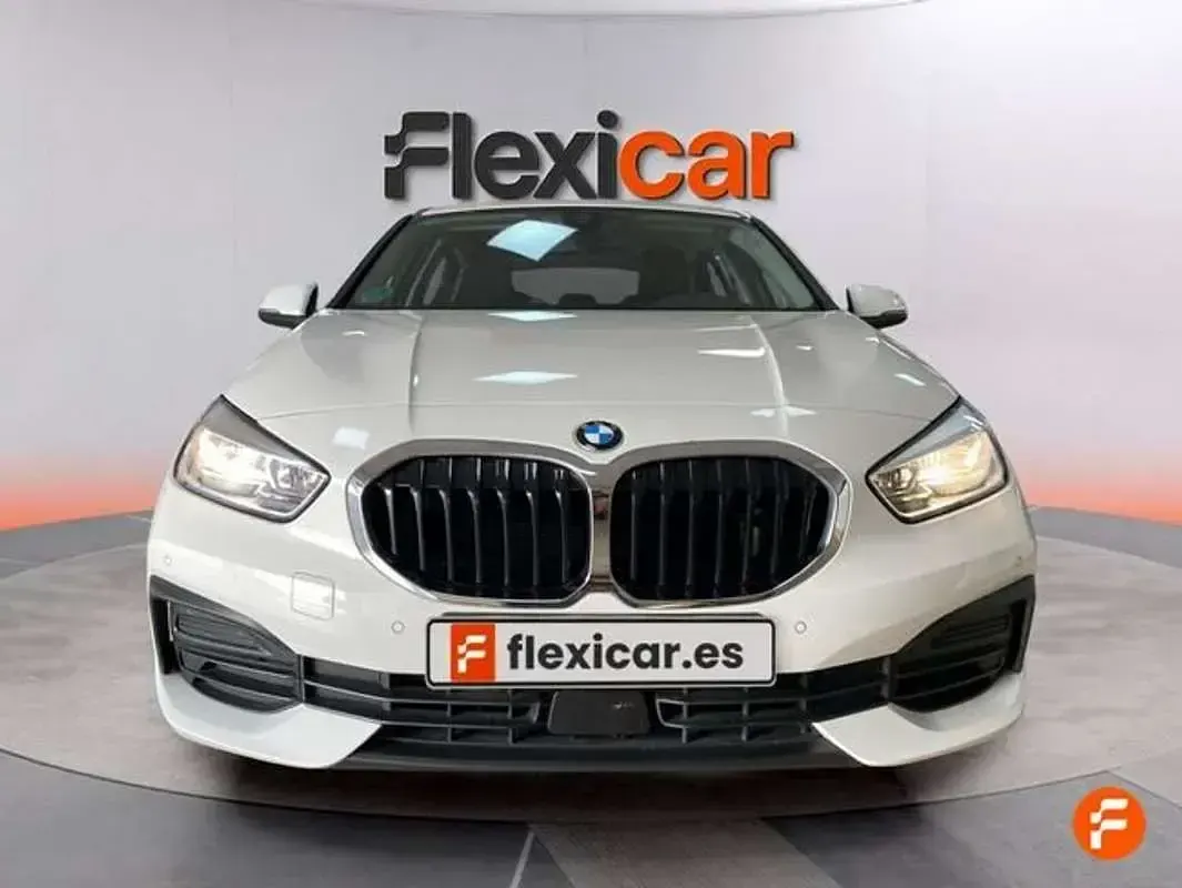 Usado BMW 118 140 CV (102 kW) 2020 Blanco Utilitario