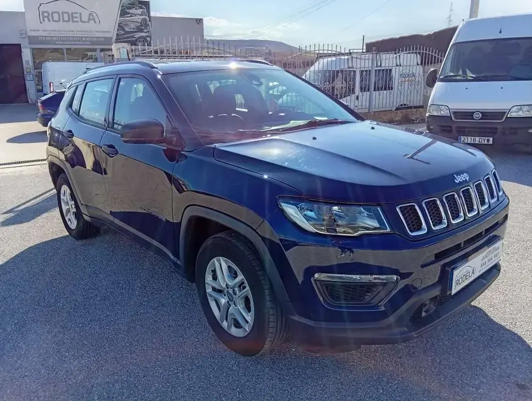 Usado Jeep Compass Sport 140 CV (102 kW) 2020 Azul SUV
