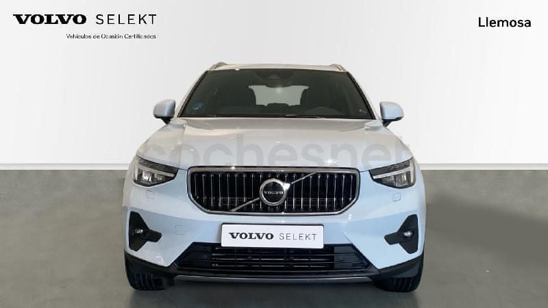 Usado Volvo XC40 Core 211 CV (155 kW) 2023 Azul SUV