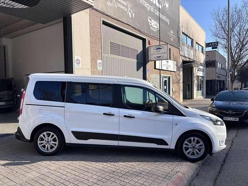 Usado Ford Tourneo Connect Trend 120 CV (88 kW) 2022 Blanco Monovolumen