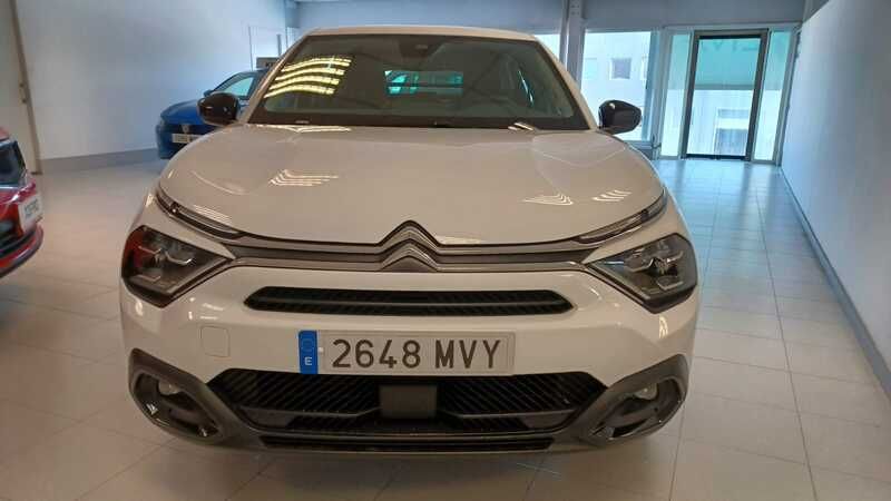 Usado Citroën e-C4 Shine 100 kW (136 CV) 2024 Blanco Berlina