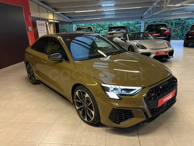 Usado Audi A3 Ambiente 310 CV (228 kW) 2021 Verde Berlina