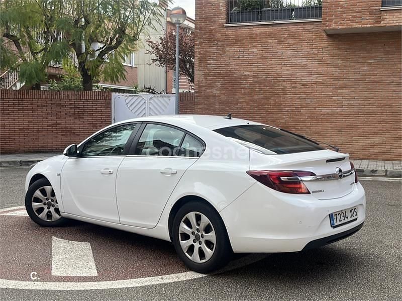 Usado Opel Insignia Business 140 CV (102 kW) 2015 Blanco Berlina