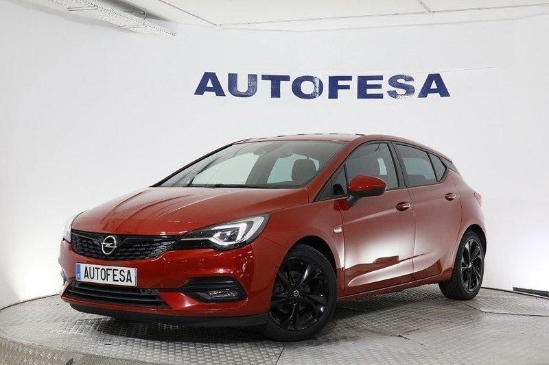 Granate Usado 2019 Opel Astra Ultimate Utilitario | 13.650 € (Precio justo) - Imagen 1/4
