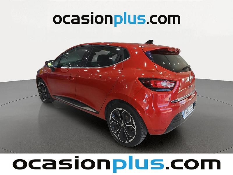 Usado Renault Clio IV Zen 90 CV (66 kW) 2018 Rojo