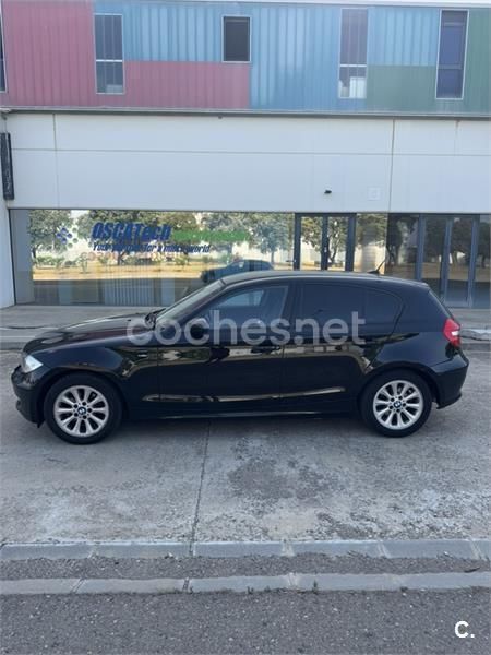 Negro Usado 2009 BMW 116 Utilitario | 7000 € (Precio justo) - Imagen 1/4
