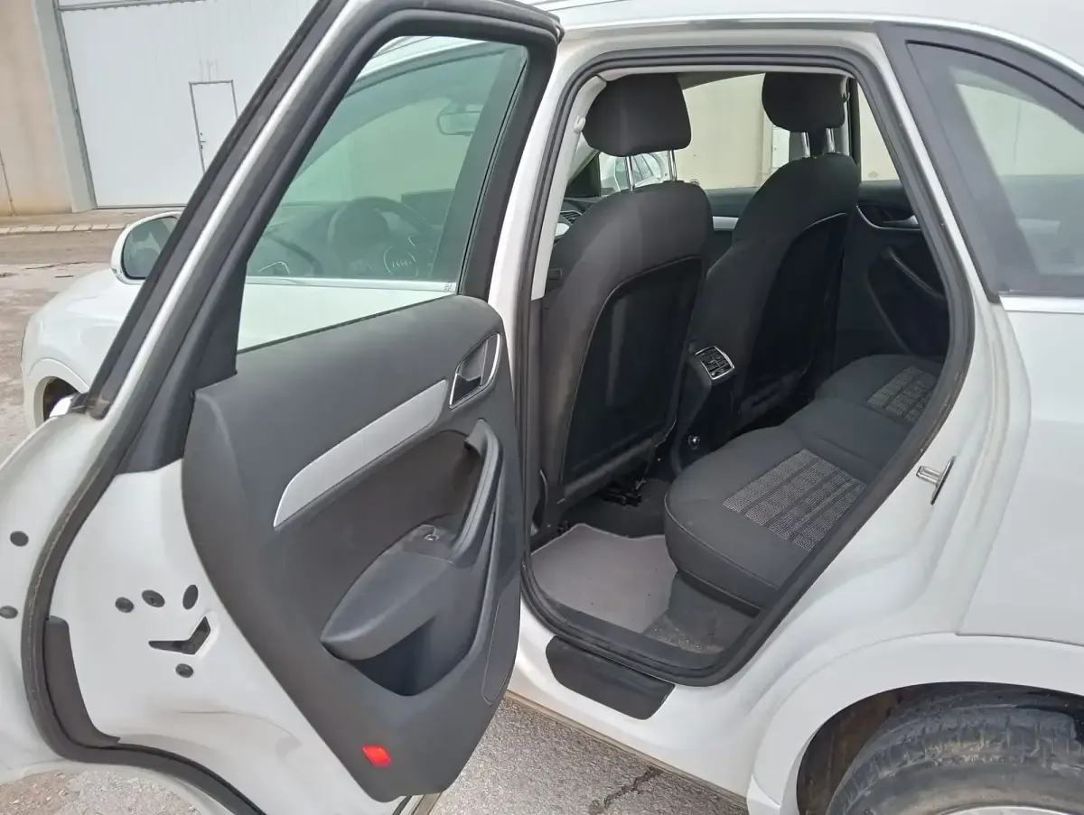 Usado Audi Q3 150 CV (110 kW) 2016 Blanco SUV