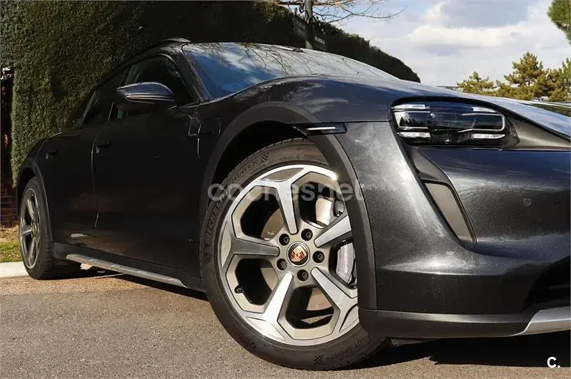 Usado Porsche Taycan Cross Turismo 300 kW (408 CV) 2024 Eléctrico Familiar
