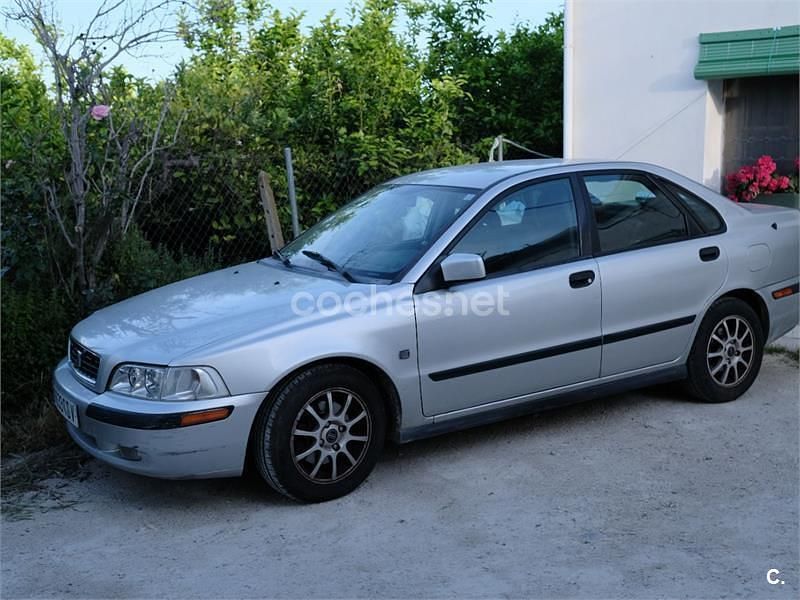Usado Volvo S40 115 CV (84 kW) 2003 Gris / plata Berlina