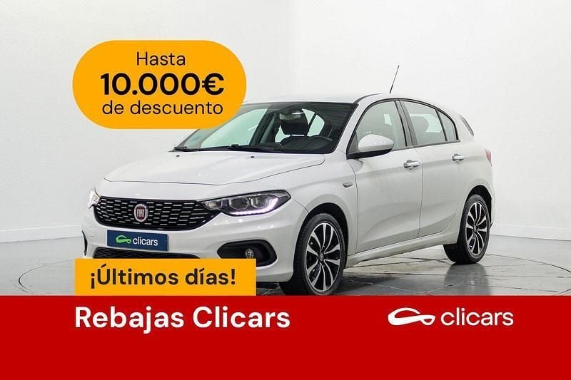 Blanco Usado 2017 Fiat Tipo Lounge Berlina | 9690 € (Precio justo) - Imagen 1/4