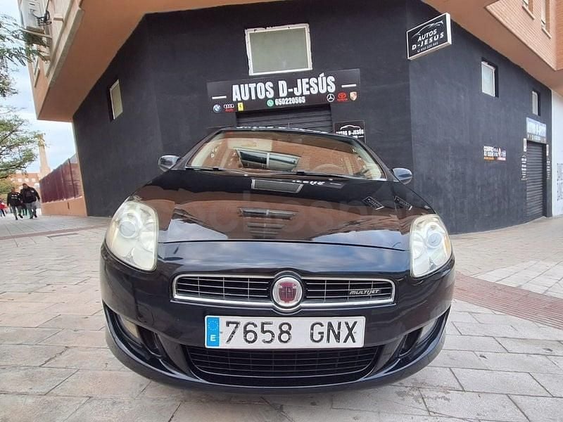 Usado Fiat Bravo Active 120 CV (88 kW) 2010 Negro Utilitario