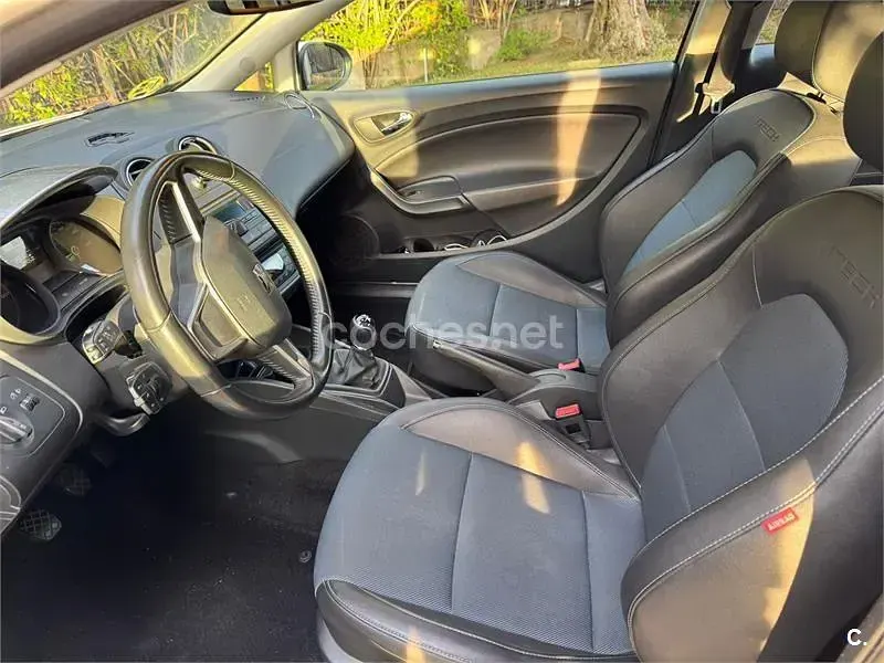 Usado Seat Ibiza SC I-Tech 90 CV (66 kW) 2015 Blanco Utilitario