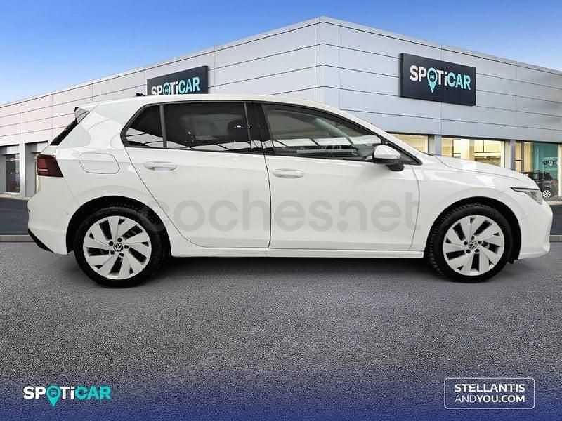 Usado VW Golf VIII 115 CV (84 kW) 2025 Blanco Berlina