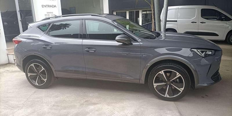 Käytetty Cupra Formentor 150 HP (110 kW) 2023 Harmaa Katumaasturi