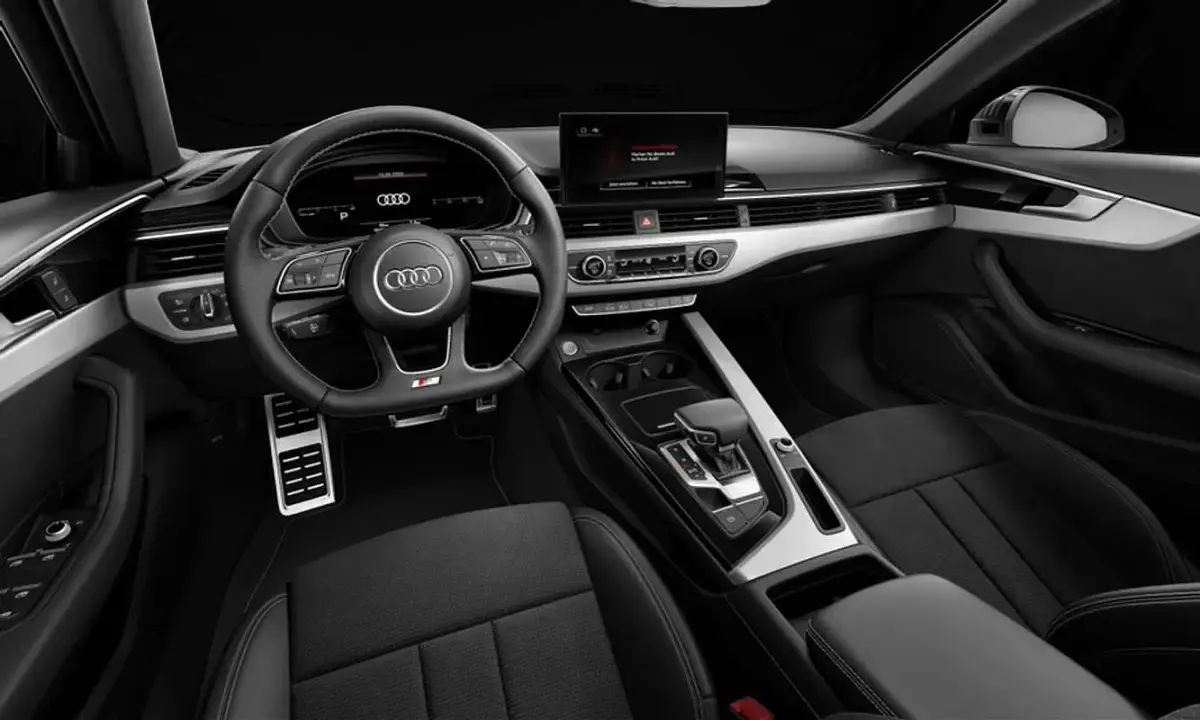 Usado Audi A4 S-Line 163 CV (119 kW) 2024 Azul Familiar