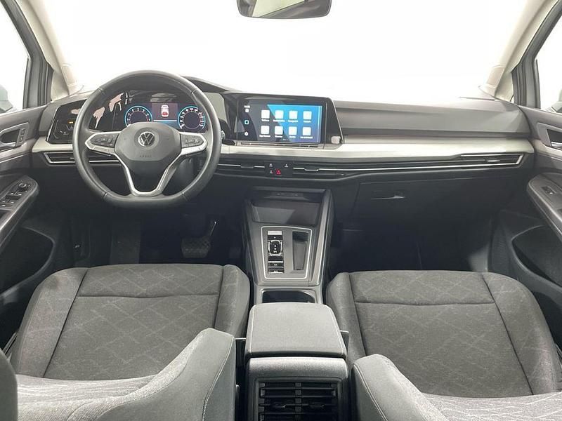 Usado VW Golf VIII Life 110 CV (80 kW) 2021 Gris