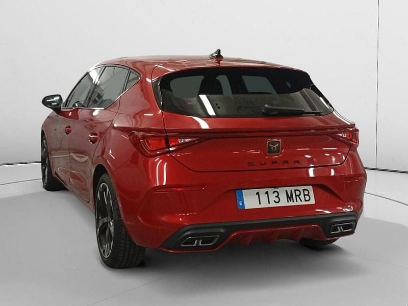 Usado Cupra Leon 150 CV (110 kW) 2023 Negro
