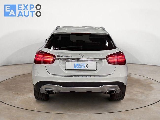 Usado Mercedes GLA200 136 CV (100 kW) 2018 Blanco SUV