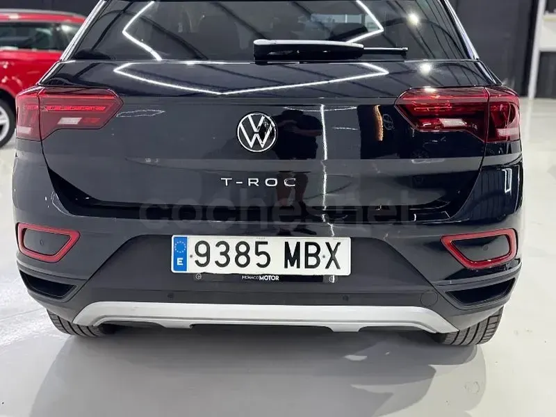 Usado VW T-Roc Life 150 CV (110 kW) 2023 Negro SUV