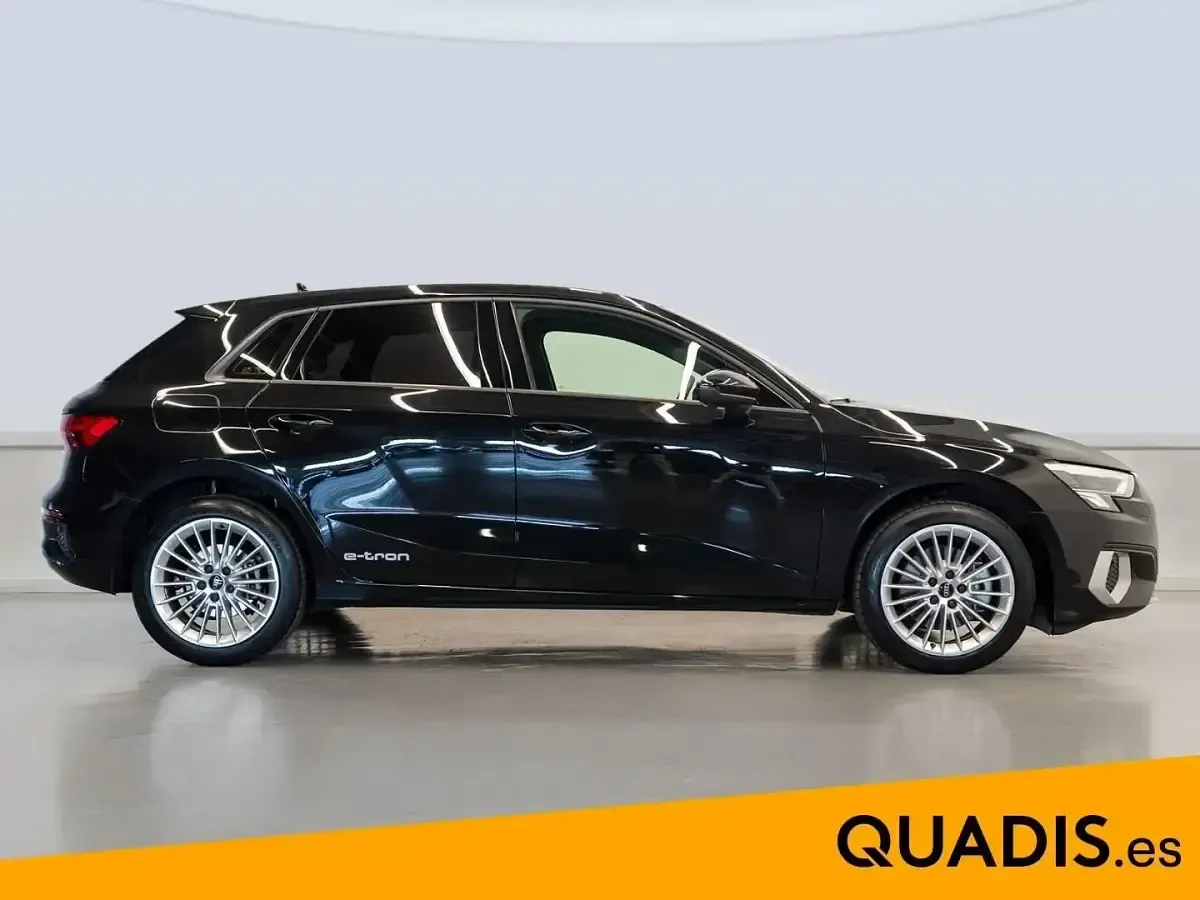 Usado Audi A3 e-tron Advanced Plus 204 CV (150 kW) 2024 Negro Utilitario