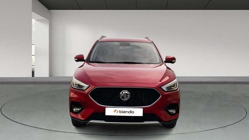 Usado MG ZS Comfort 107 CV (78 kW) 2024 Rojo SUV