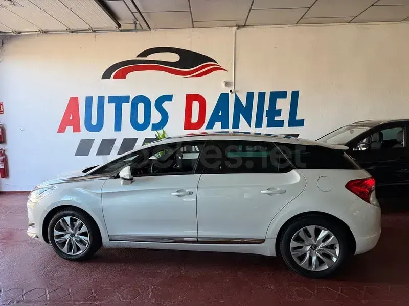 Usado Citroën DS5 114 CV (83 kW) 2014 Blanco Utilitario