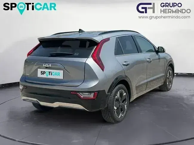 Usado Kia e-Niro 150 kW (204 CV) 2024 Gris SUV