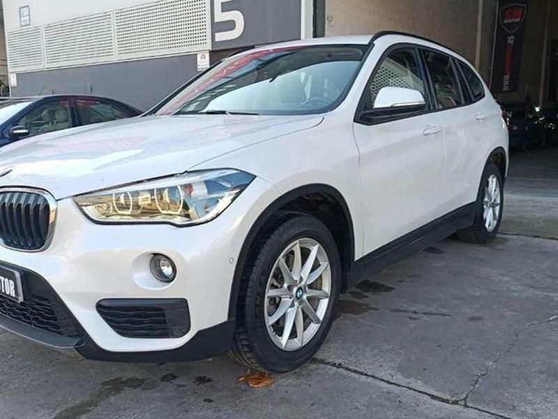 Usado BMW X1 Advantage 150 CV (110 kW) 2018 Blanco SUV