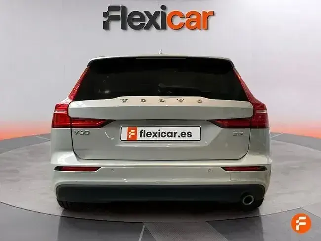 Usado Volvo V60 150 CV (110 kW) 2019 Gris Familiar