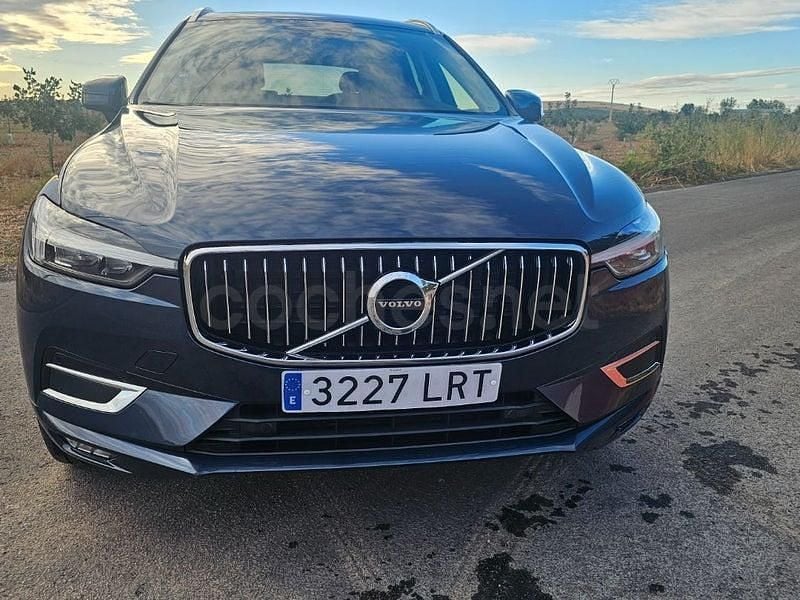 Usado Volvo XC60 Inscription 190 CV (139 kW) 2021 Azul SUV